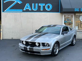 2005 Ford Mustang 1ZVHT82H755114130 2005 Ford Mustang
