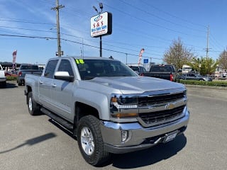 2018 Chevrolet Silverado 1500 LT 3GCUKREC0JG218598 2018 Chevrolet Silverado 1500 LT