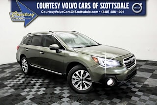 2018 Subaru Outback 3.6R Touring 4S4BSETC0J3333266 2018 Subaru Outback 3.6R Touring