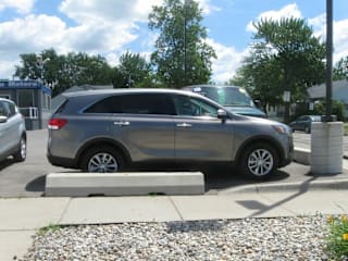 2018 Kia Sorento L 5XYPG4A30JG430696 2018 Kia Sorento L