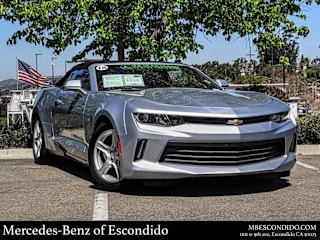 2018 Chevrolet Camaro 1G1FB3DX1J0120025 2018 Chevrolet Camaro