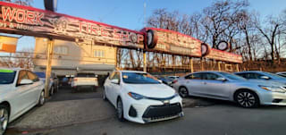 2018 Toyota Corolla XLE 5YFBURHE8JP851181 2018 Toyota Corolla XLE