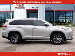 2018 Toyota Highlander XLE 5TDJZRFH1JS549748 2018 Toyota Highlander XLE