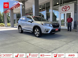 2019 Subaru Forester Touring JF2SKAWC4KH472783 2019 Subaru Forester Touring