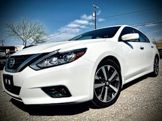 2017 Nissan Altima 1N4AL3AP3HC487557 2017 Nissan Altima