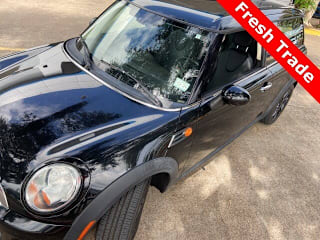 2014 MINI Clubman Cooper WMWZF3C56ET492230 2014 MINI Clubman Cooper