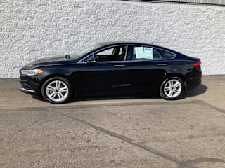 2018 Ford Fusion 3FA6P0HD5JR158256 2018 Ford Fusion