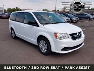 2018 Dodge Grand Caravan SE 2C4RDGBG2JR176182 2018 Dodge Grand Caravan SE