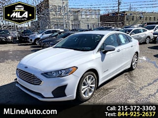 2019 Ford Fusion Hybrid SE 3FA6P0LU2KR240633 2019 Ford Fusion Hybrid SE