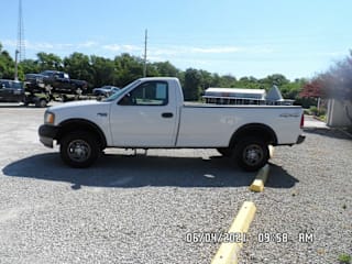 2002 Ford F-150 XL 1FTRF18222KC03271 2002 Ford F-150 XL