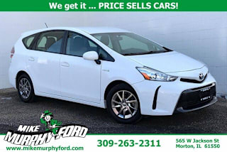 2017 Toyota Prius v JTDZN3EUXHJ066924 2017 Toyota Prius v