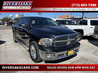 2017 Ram Pickup 1500 1C6RR6LT1HS613726 2017 Ram Pickup 1500