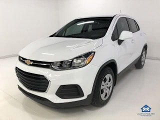 2019 Chevrolet Trax LS 3GNCJKSB1KL156033 2019 Chevrolet Trax LS