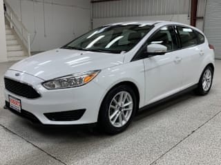 2015 Ford Focus SE 1FADP3K28FL361955 2015 Ford Focus SE