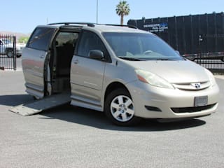 2010 Toyota Sienna 5TDKK4CC8AS337076 2010 Toyota Sienna