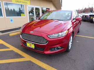 2013 Ford Fusion SE 3FA6P0HRXDR300570 2013 Ford Fusion SE