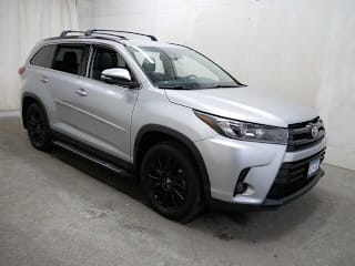 2019 Toyota Highlander SE 5TDJZRFH0KS601971 2019 Toyota Highlander SE