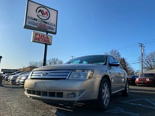 2009 Ford Taurus 1FAHP28W39G116533 2009 Ford Taurus