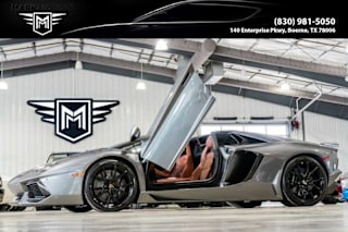 2015 Lamborghini Aventador LP 700-4 ZHWUR1ZD9FLA03094 2015 Lamborghini Aventador LP 700-4