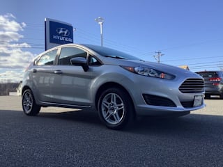 2019 Ford Fiesta 3FADP4EJ2KM107479 2019 Ford Fiesta