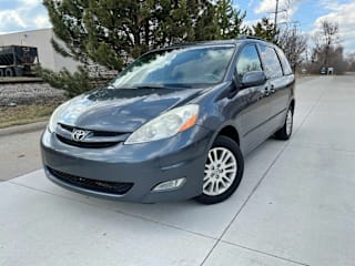 2008 Toyota Sienna 5TDBK22C88S017174 2008 Toyota Sienna