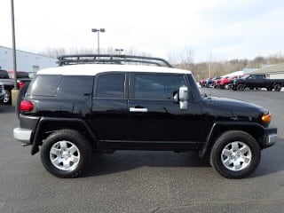 2010 Toyota FJ Cruiser Base JTEBU4BF5AK090060 2010 Toyota FJ Cruiser Base
