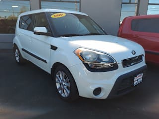 2013 Kia Soul + KNDJT2A64D7532665 2013 Kia Soul +