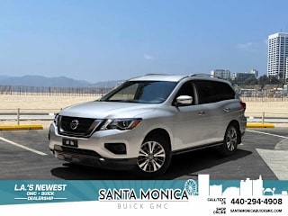 2018 Nissan Pathfinder S 5N1DR2MN0JC637605 2018 Nissan Pathfinder S