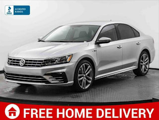 2018 Volkswagen Passat 2.0T R-Line 1VWAA7A32JC015809 2018 Volkswagen Passat 2.0T R-Line