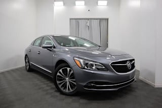 2018 Buick LaCrosse Essence 1G4ZP5SS5JU126598 2018 Buick LaCrosse Essence