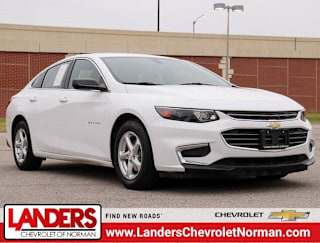 2017 Chevrolet Malibu 1G1ZB5ST4HF147526 2017 Chevrolet Malibu