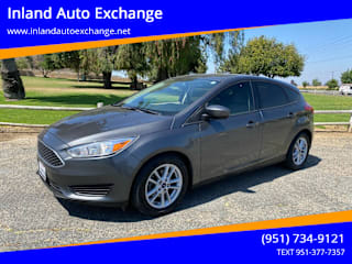 2018 Ford Focus SE 1FADP3K29JL242076 2018 Ford Focus SE