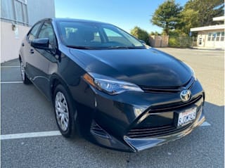 2019 Toyota Corolla LE 2T1BURHE9KC233448 2019 Toyota Corolla LE