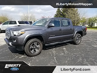 2017 Toyota Tacoma TRD Sport 5TFCZ5AN9HX068052 2017 Toyota Tacoma TRD Sport