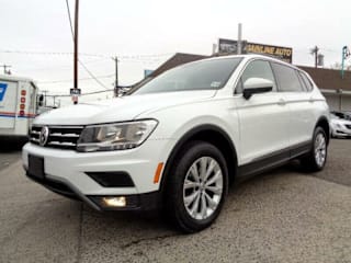 2018 Volkswagen Tiguan 3VV2B7AX5JM010403 2018 Volkswagen Tiguan