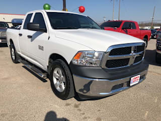 2017 Ram Pickup 1500 1C6RR6FG7HS730600 2017 Ram Pickup 1500