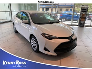 2018 Toyota Corolla LE 5YFBURHE6JP823489 2018 Toyota Corolla LE