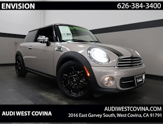 2013 MINI Cooper WMWSU3C54DT689936 2013 MINI Cooper