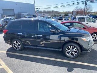 2018 Nissan Pathfinder 5N1DR2MM2JC642408 2018 Nissan Pathfinder