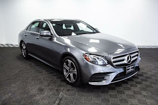 2018 Mercedes-Benz E-Class E 300 4MATIC WDDZF4KB4JA387987 2018 Mercedes-Benz E-Class E 300 4MATIC