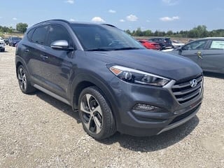 2018 Hyundai Tucson Value KM8J3CA26JU749615 2018 Hyundai Tucson Value