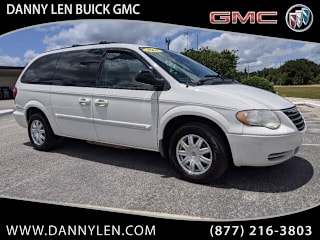 2007 Chrysler Town and Country Touring 2A4GP54L27R120579 2007 Chrysler Town and Country Touring