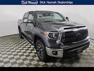 2018 Toyota Tundra SR5 5TFDY5F10JX766150 2018 Toyota Tundra SR5