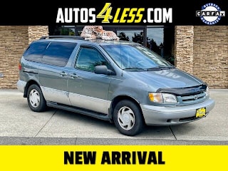2000 Toyota Sienna LE 4T3ZF13C0YU180878 2000 Toyota Sienna LE