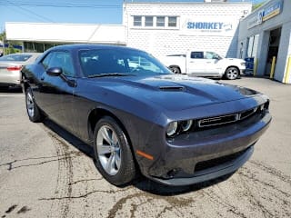 2017 Dodge Challenger SXT 2C3CDZAG8HH637943 2017 Dodge Challenger SXT
