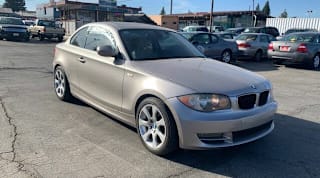 2010 BMW 1 Series 128i WBAUP9C57AVL89021 2010 BMW 1 Series 128i
