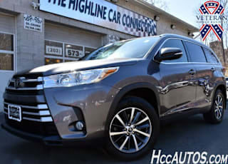 2019 Toyota Highlander XLE 5TDJZRFH4KS921679 2019 Toyota Highlander XLE