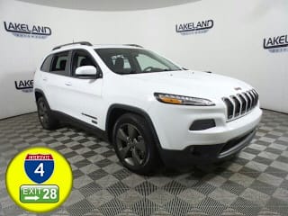 2016 Jeep Cherokee Latitude 1C4PJLCS5GW302241 2016 Jeep Cherokee Latitude