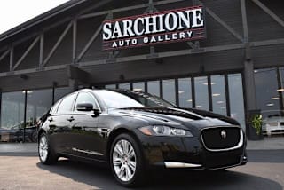 2019 Jaguar XF 30t Premium SAJBJ4GXXKCY80899 2019 Jaguar XF 30t Premium