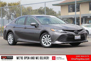 2019 Toyota Camry SE 4T1B11HK3KU759671 2019 Toyota Camry SE